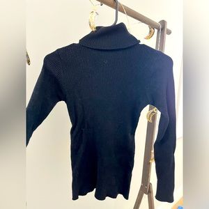 Basic black turtleneck long sleeve 🖤